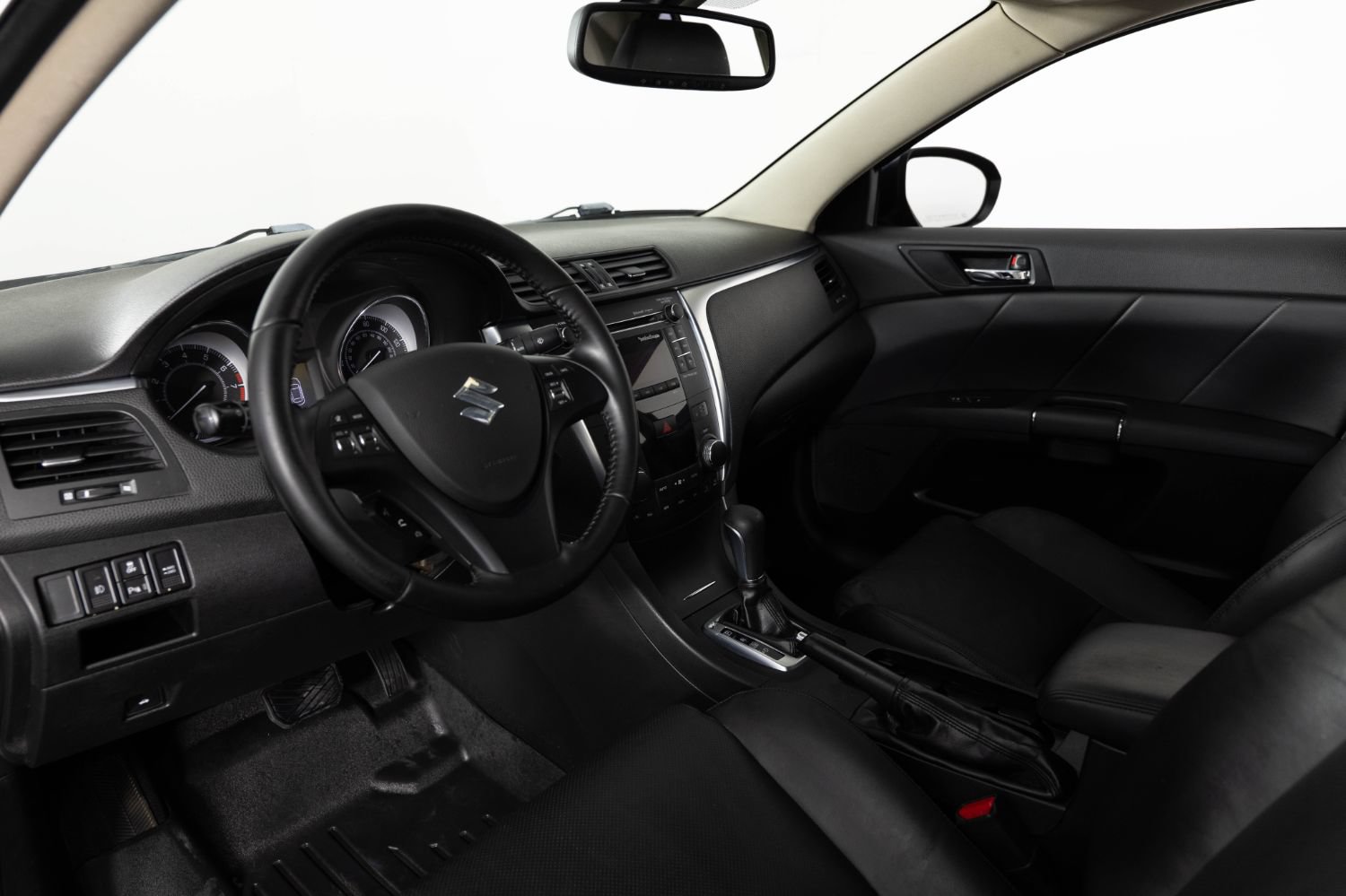 Used 2010 Suzuki Kizashi SLS AWD/4WD image 12