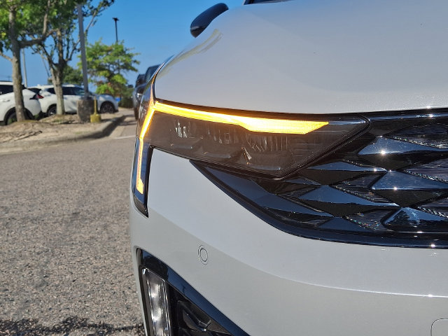 Certified 2025 Kia K5 GT-Line AWD/4WD image 12