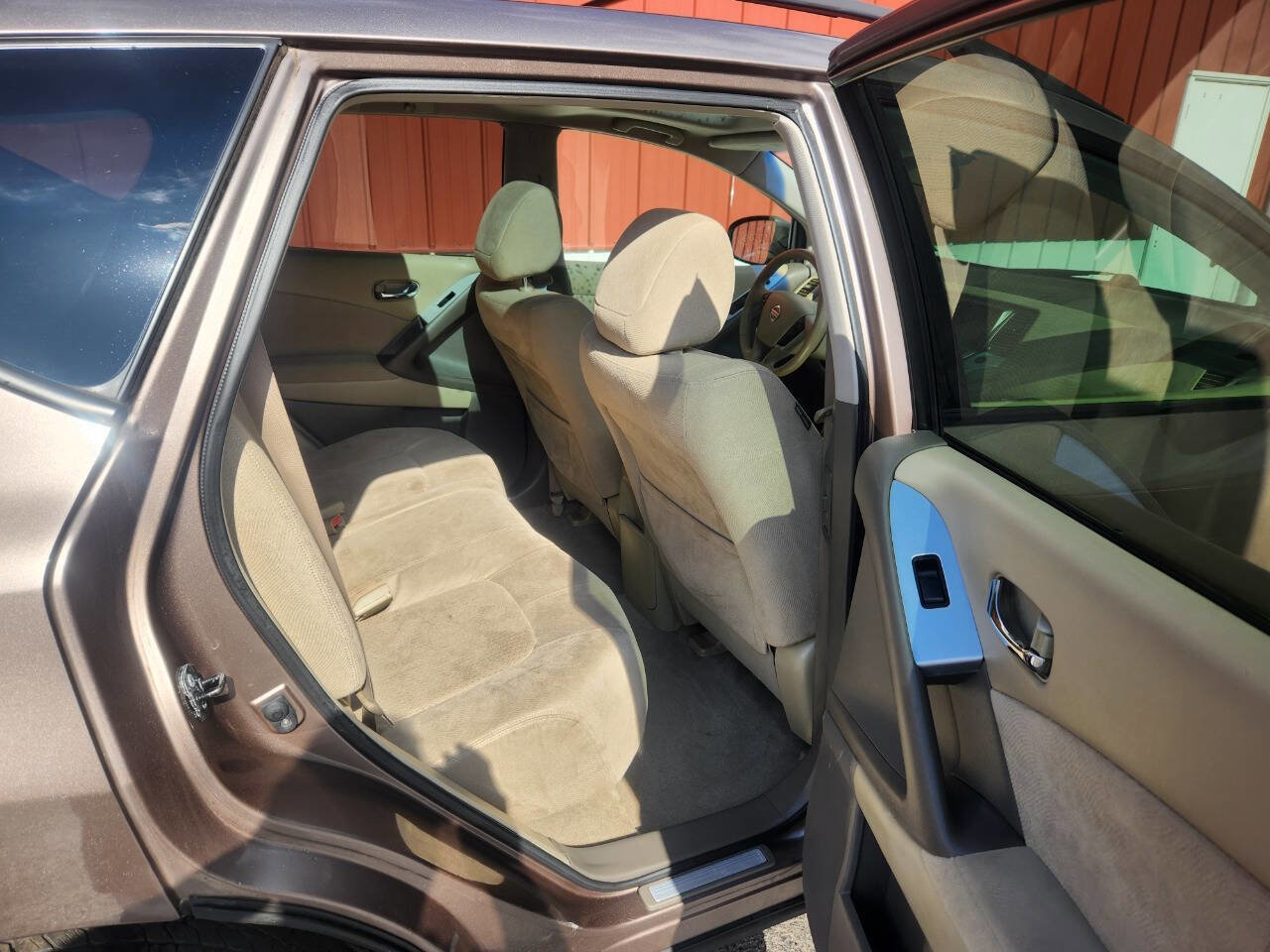 Used 2012 Nissan Murano SV FWD image 10