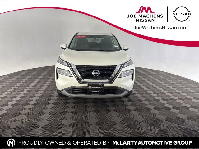 Certified 2023 Nissan Rogue SV image 2