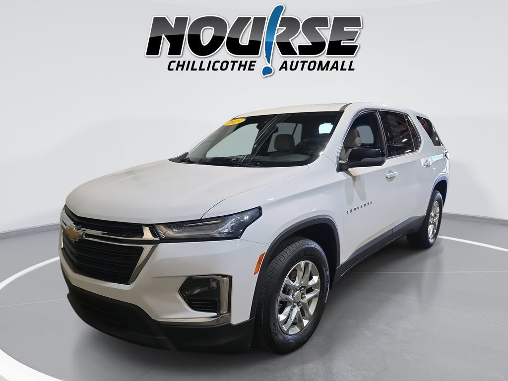 Used 2023 Chevrolet Traverse LS w/ LPO, Cargo Package FWD image 1