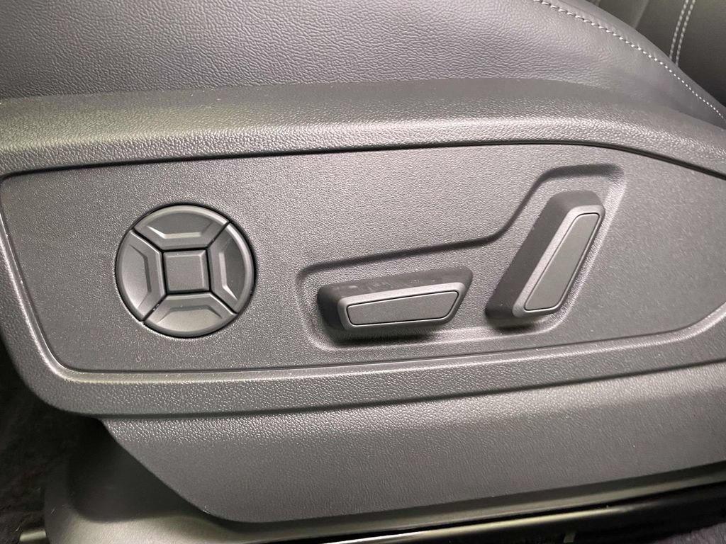 New 2026 Audi Q5 Premium AWD/4WD image 17