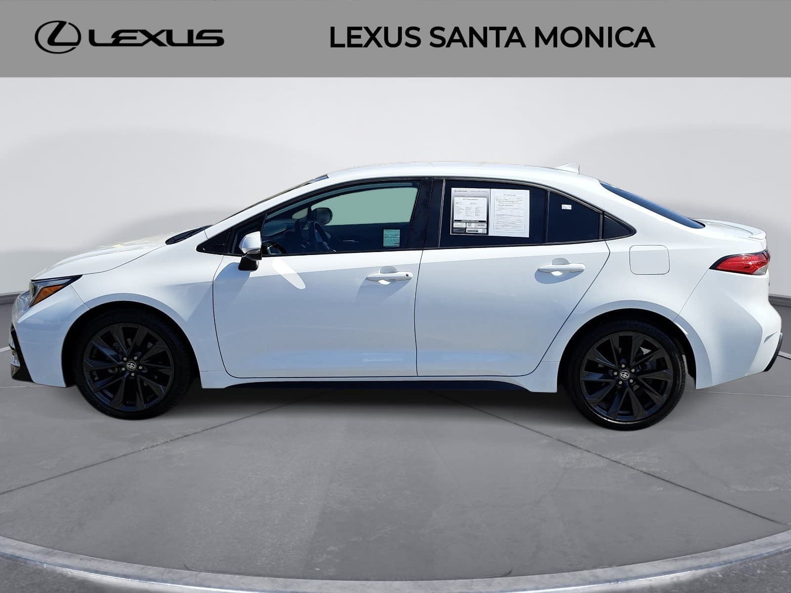 Used 2024 Toyota Corolla SE FWD image 8