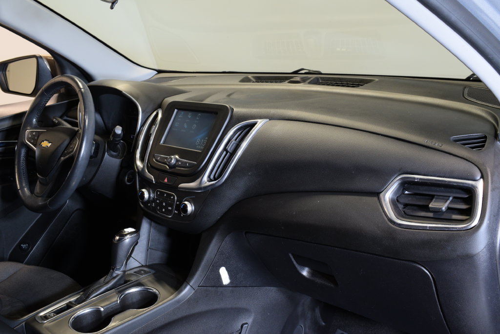 Used 2018 Chevrolet Equinox LT AWD/4WD image 32