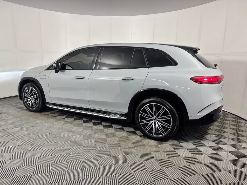 Certified 2023 Mercedes-Benz EQS 580 4MATIC SUV image 3