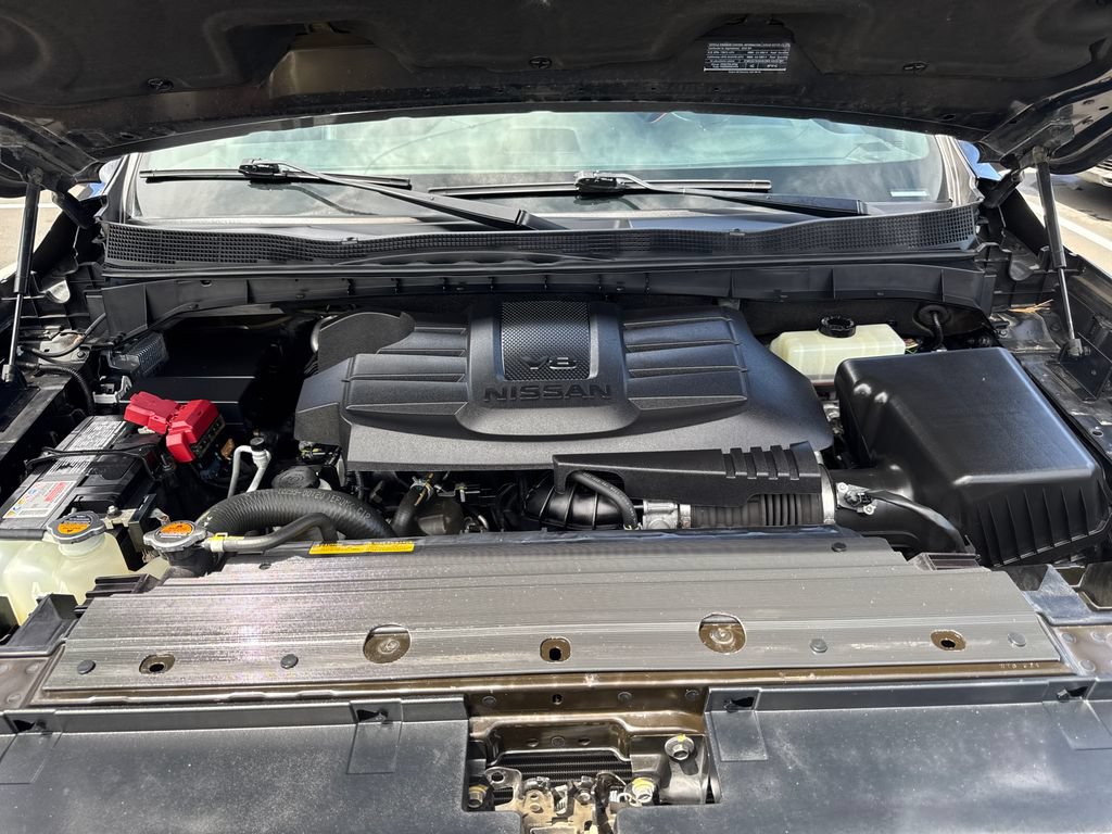 Used 2023 Nissan Titan PRO-4X w/ Pro-4x Utility Package AWD/4WD image 22