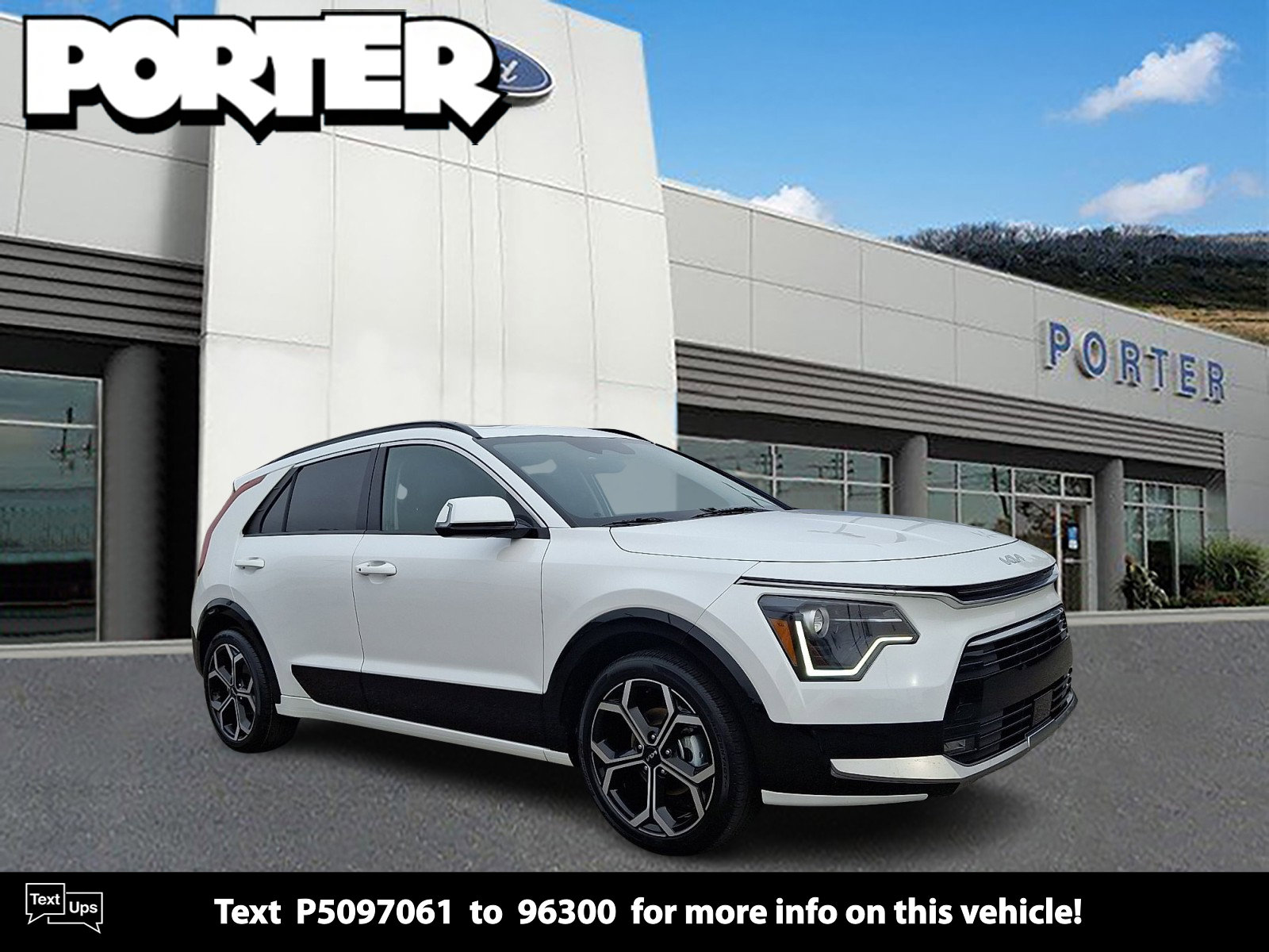 Used 2023 Kia Niro EX Touring