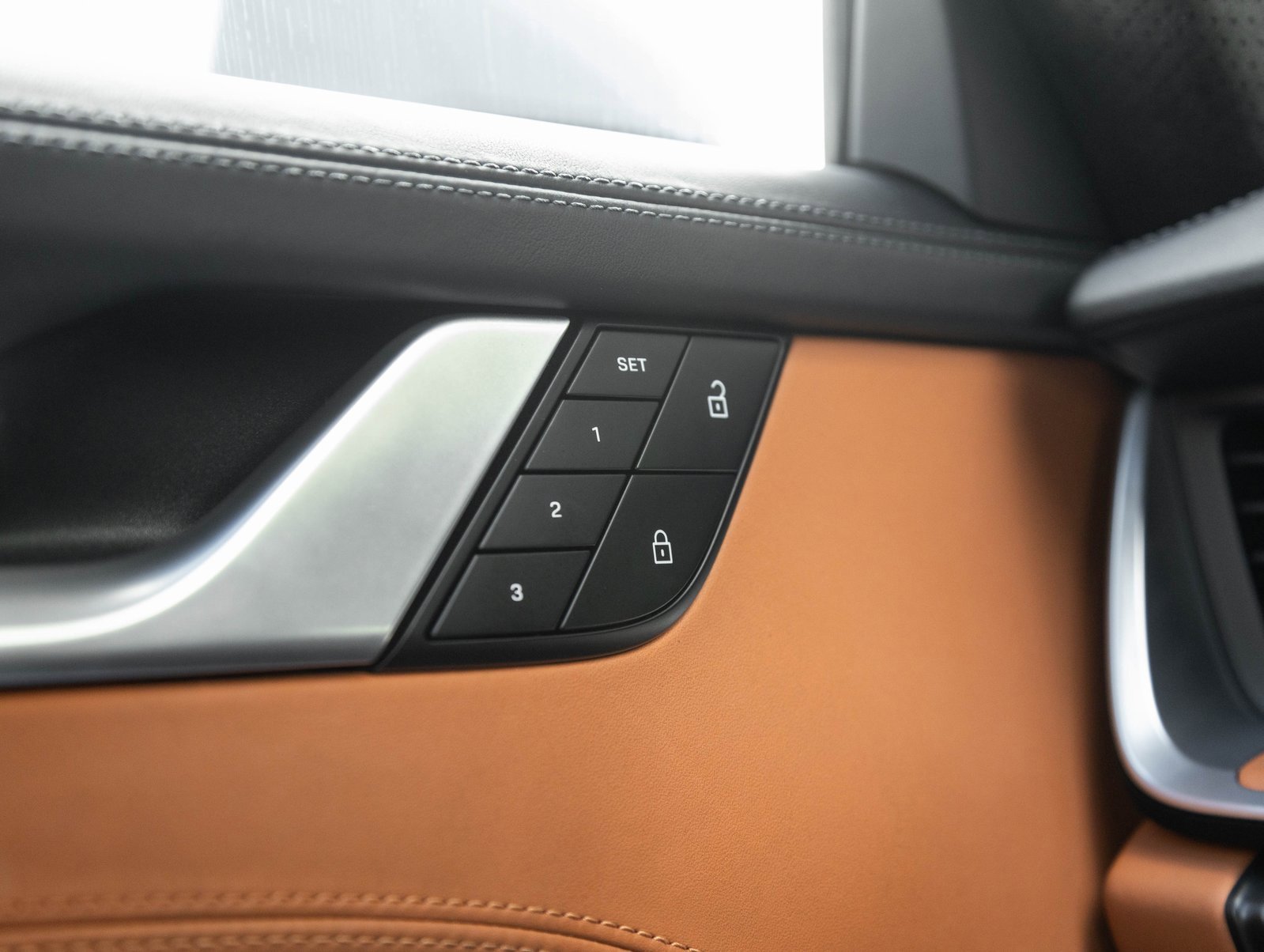 Used 2023 Porsche 911 Sport Classic image 18