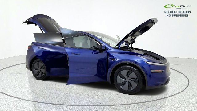 Used 2026 Tesla Model Y AWD image 11