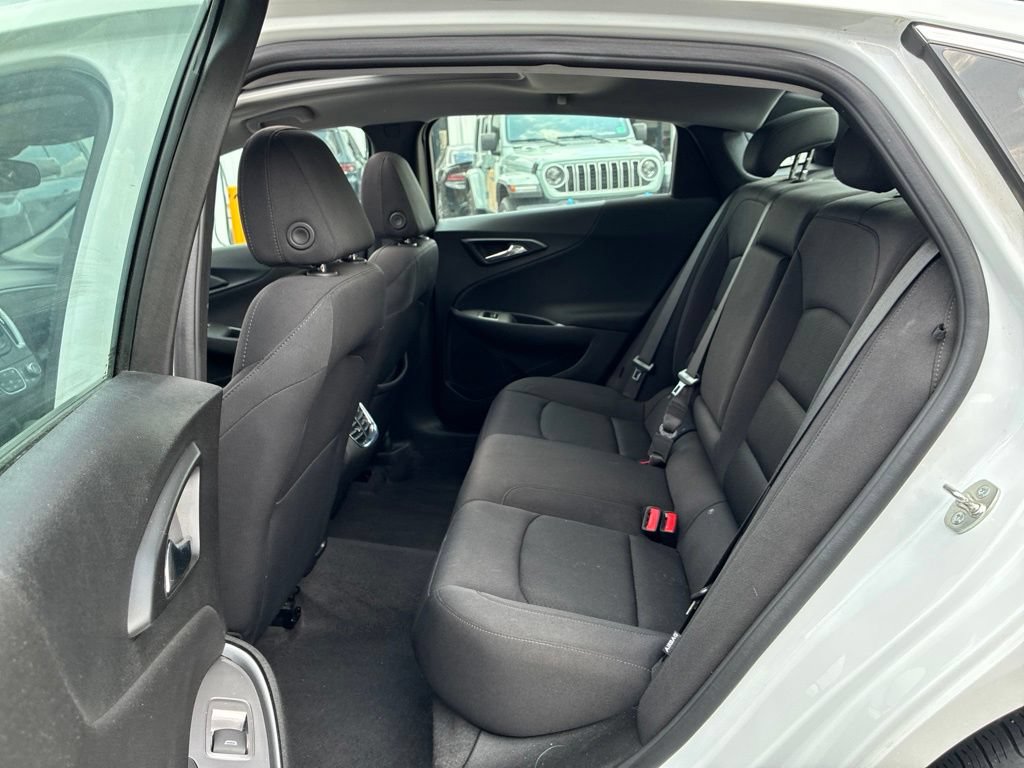 Used 2024 Chevrolet Malibu LT FWD image 19
