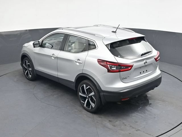 Used 2022 Nissan Rogue Sport SL w/ Premium Package FWD image 25