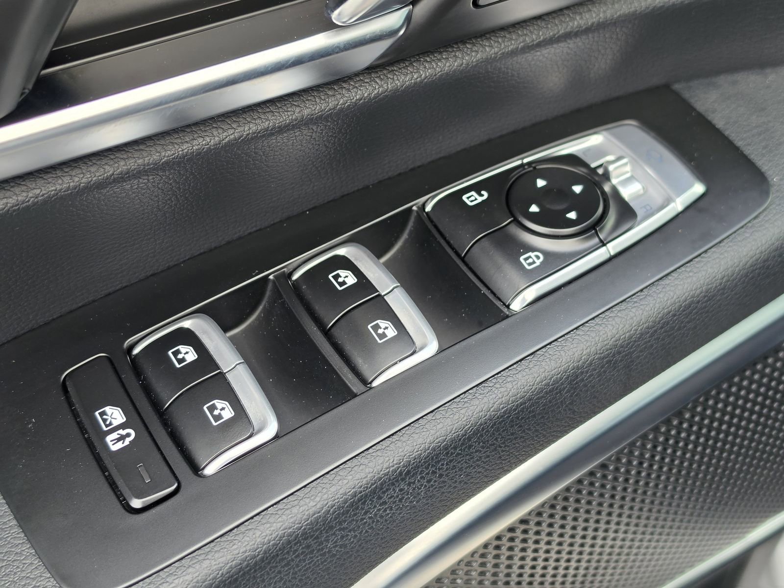 Used 2024 Kia Telluride SX X-Line AWD/4WD image 26