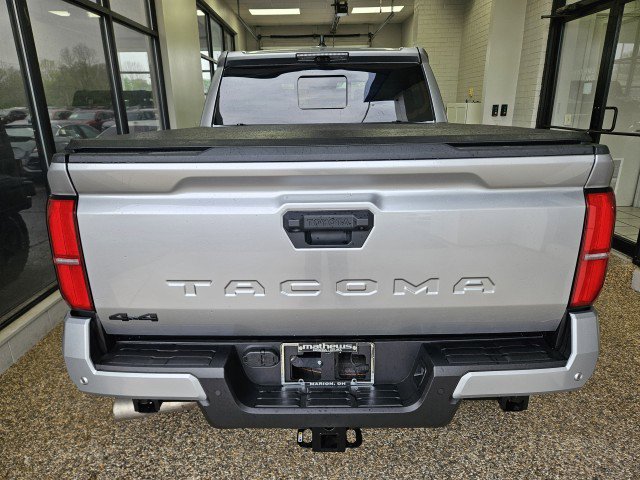 Used 2025 Toyota Tacoma TRD Sport w/ TRD Sport Premium Package AWD/4WD image 3