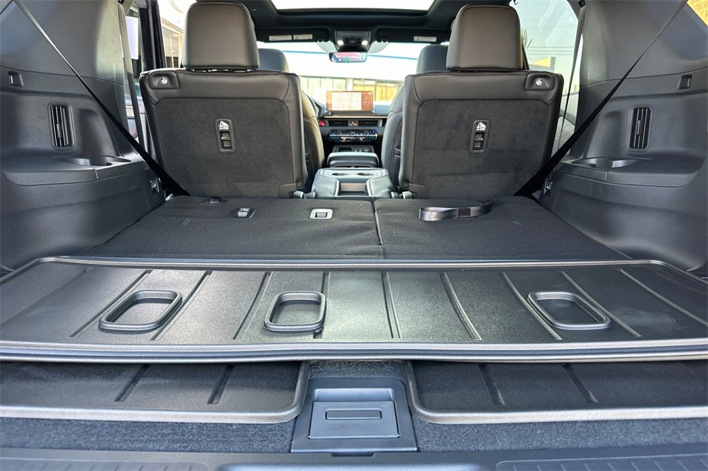 New 2026 Honda Pilot Black Edition image 18