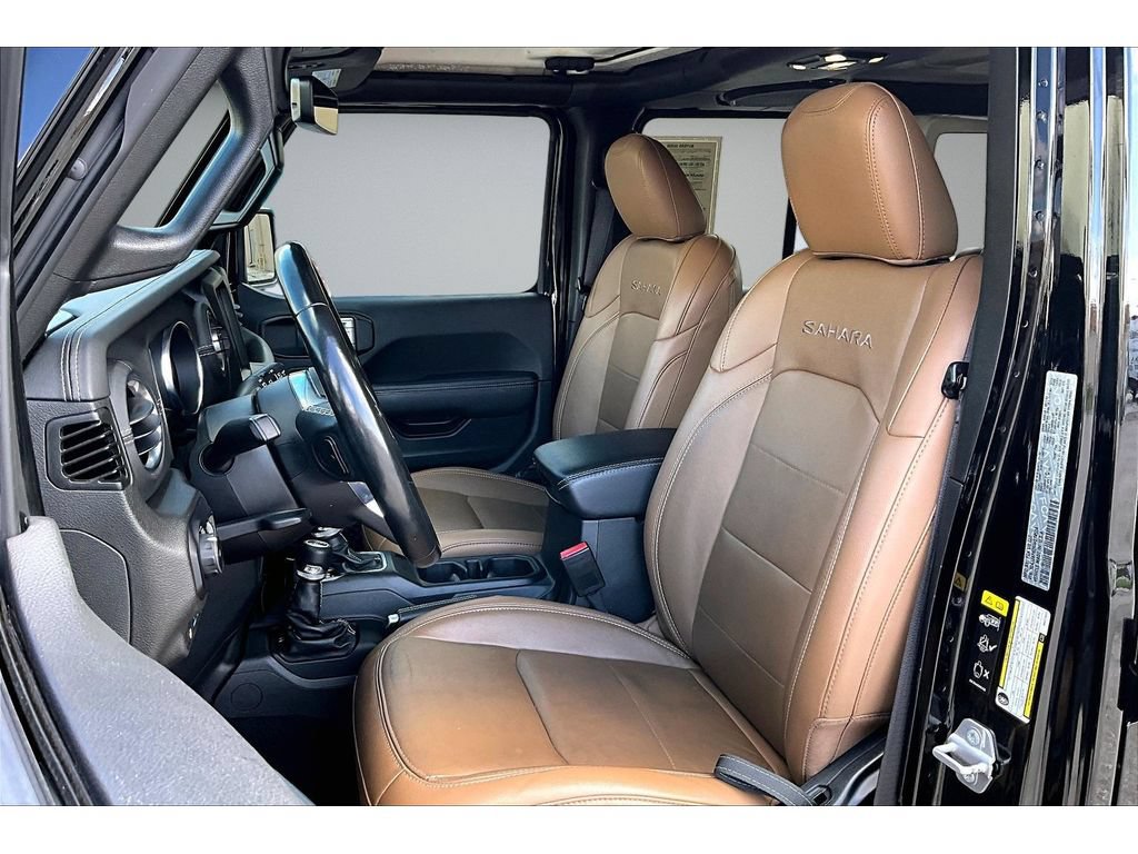 Used 2022 Jeep Wrangler Unlimited Sahara w/ Cold Weather Group AWD/4WD image 34