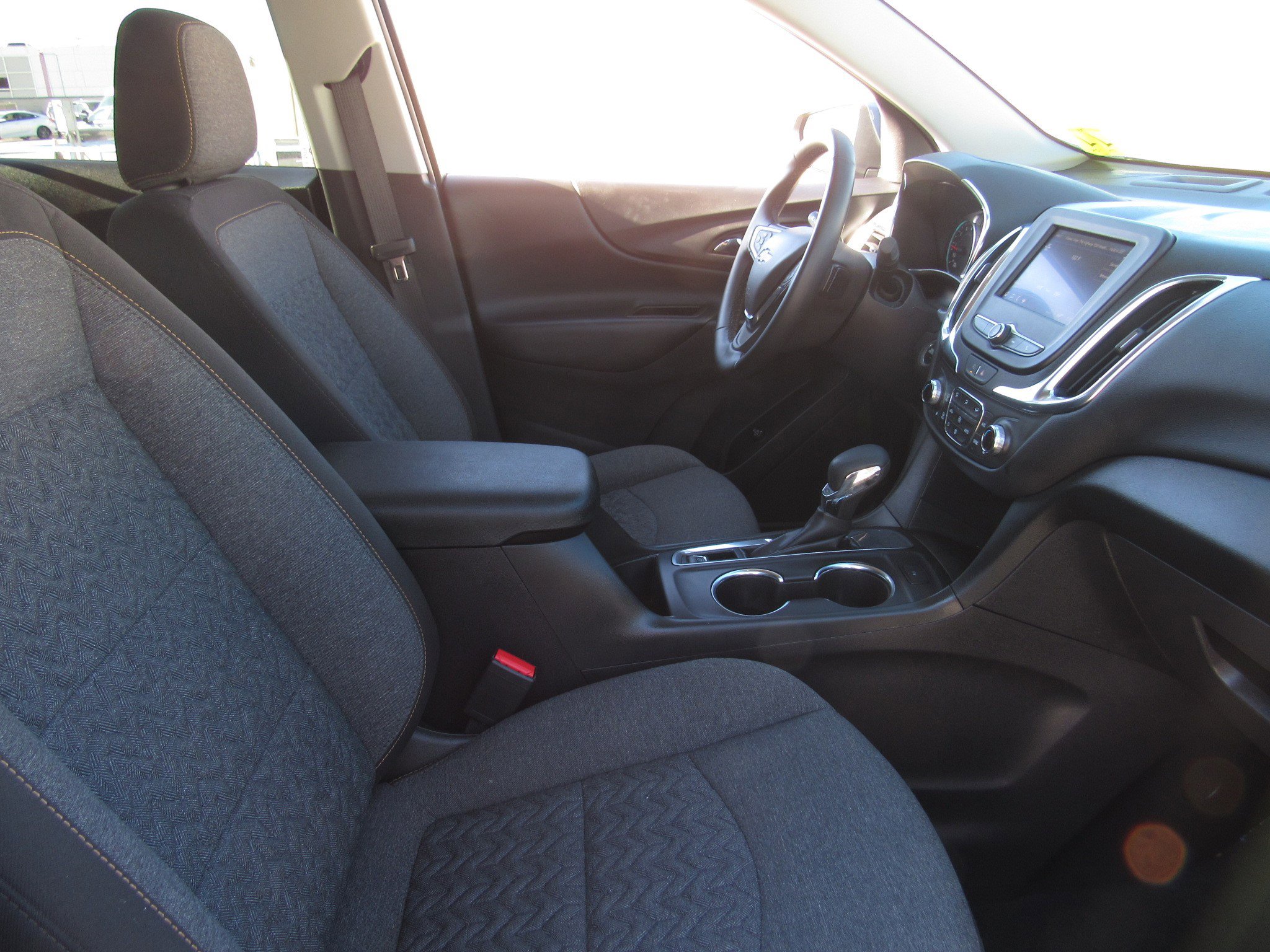 Used 2024 Chevrolet Equinox LT image 8