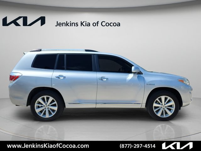 Used 2013 Toyota Highlander Limited AWD/4WD image 3
