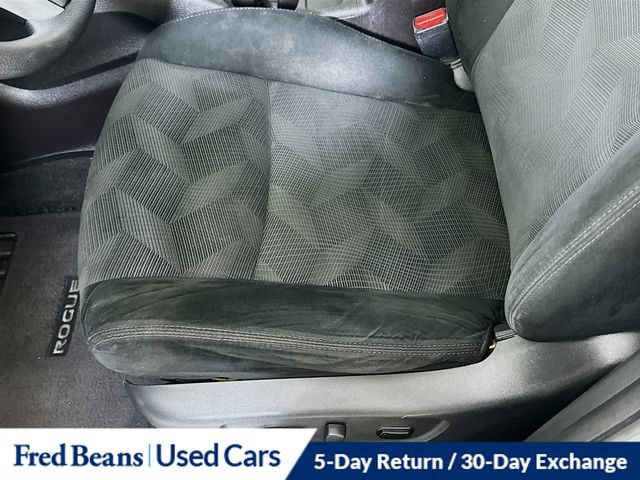 Used 2015 Nissan Rogue SV AWD/4WD image 25
