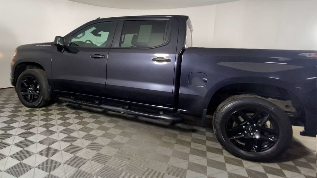Used 2023 Chevrolet Silverado 1500 Custom image 8