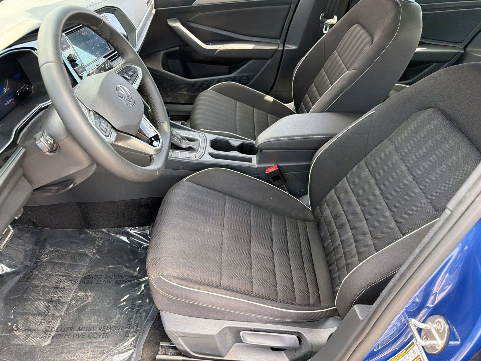 Used 2024 Volkswagen Jetta Sport FWD image 5