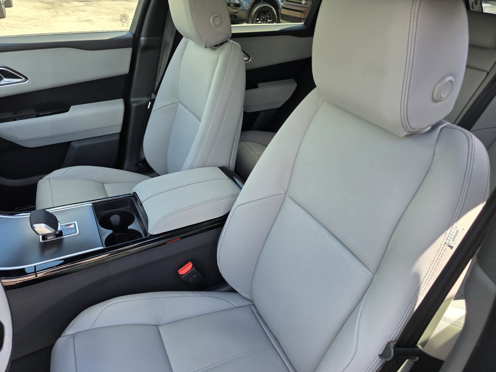 New 2026 Land Rover Range Rover Velar Belgravia AWD/4WD image 12