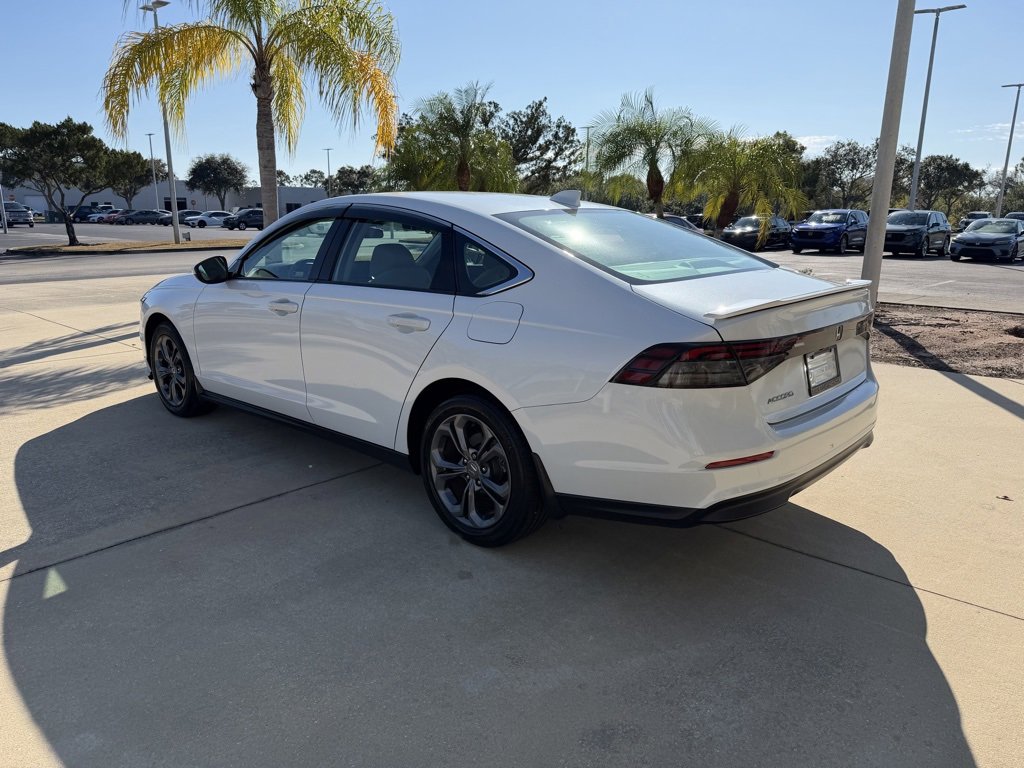 Used 2023 Honda Accord EX image 6
