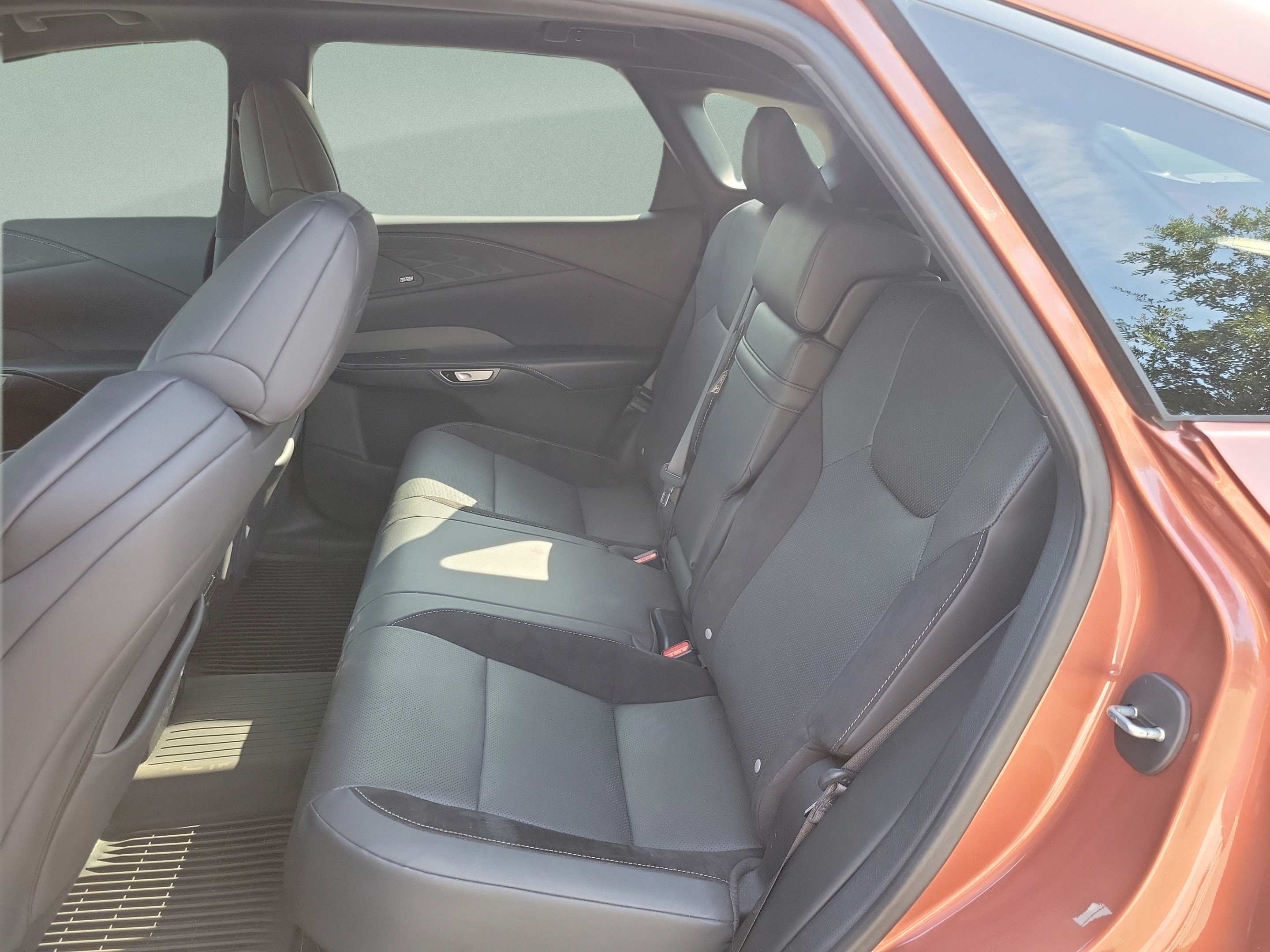 Used 2023 Lexus RX 500h F Sport w/ Accessory Package (Z1) AWD/4WD image 23