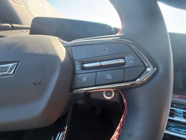 Used 2025 Chevrolet Traverse RS AWD/4WD image 13