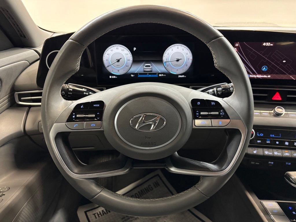 Used 2023 Hyundai Elantra SEL w/ Convenience Package FWD image 19