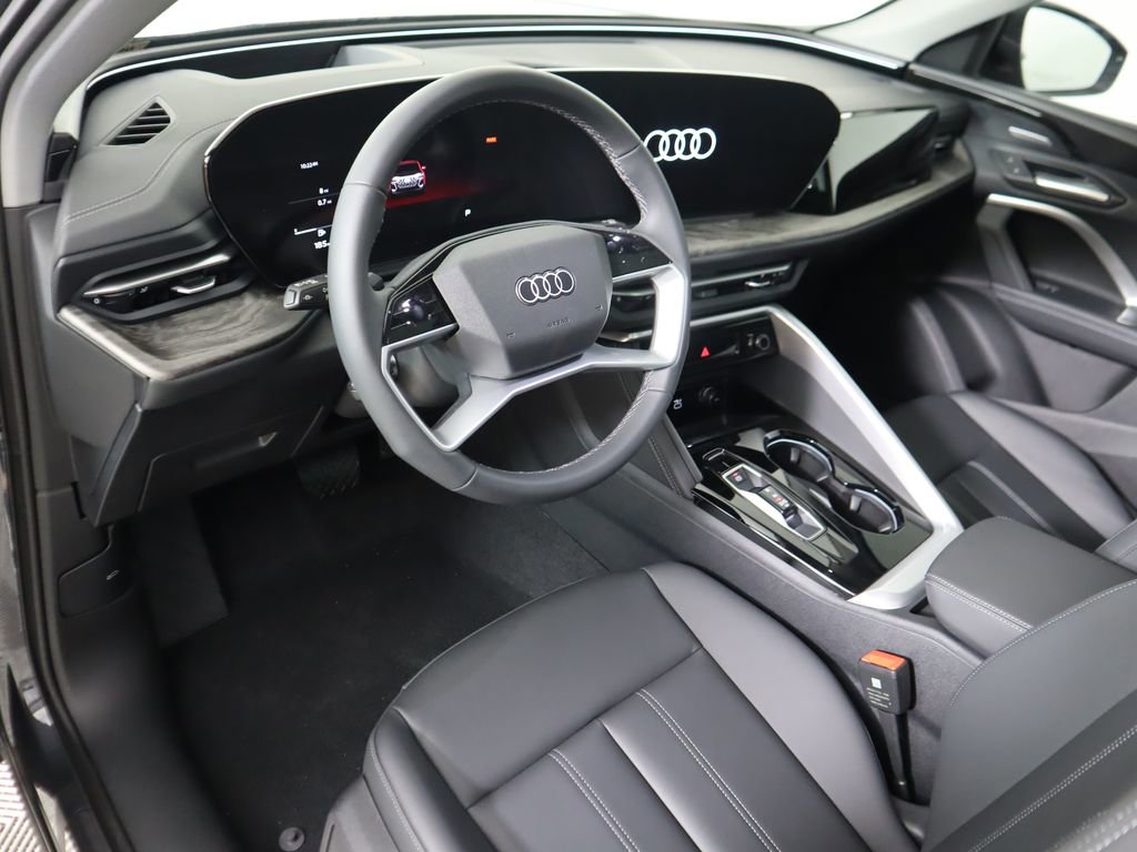 Used 2025 Audi Q5 Premium w/ Premium Plus AWD/4WD image 11