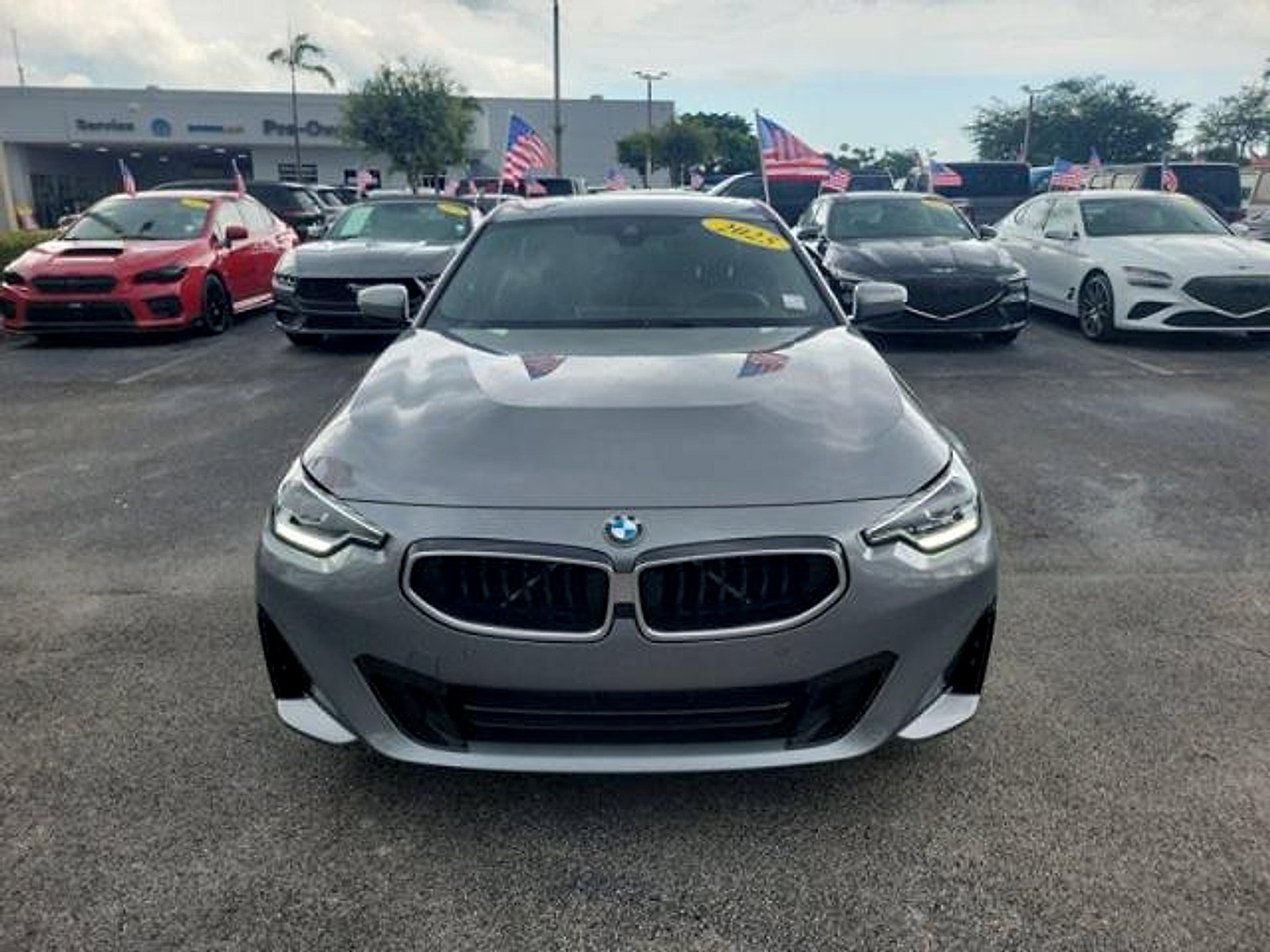 Used 2025 BMW 230i Coupe w/ M Sport Package RWD image 2