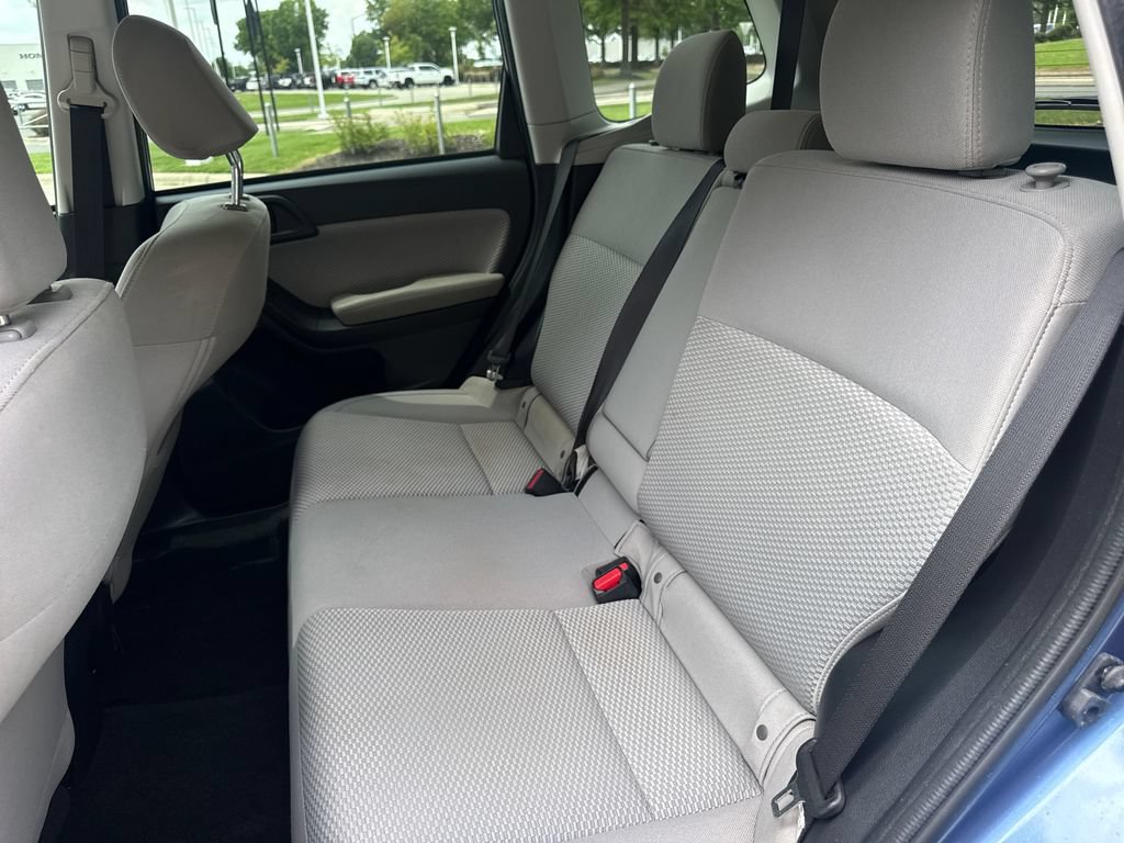 Used 2018 Subaru Forester 2.5i Premium AWD/4WD image 31