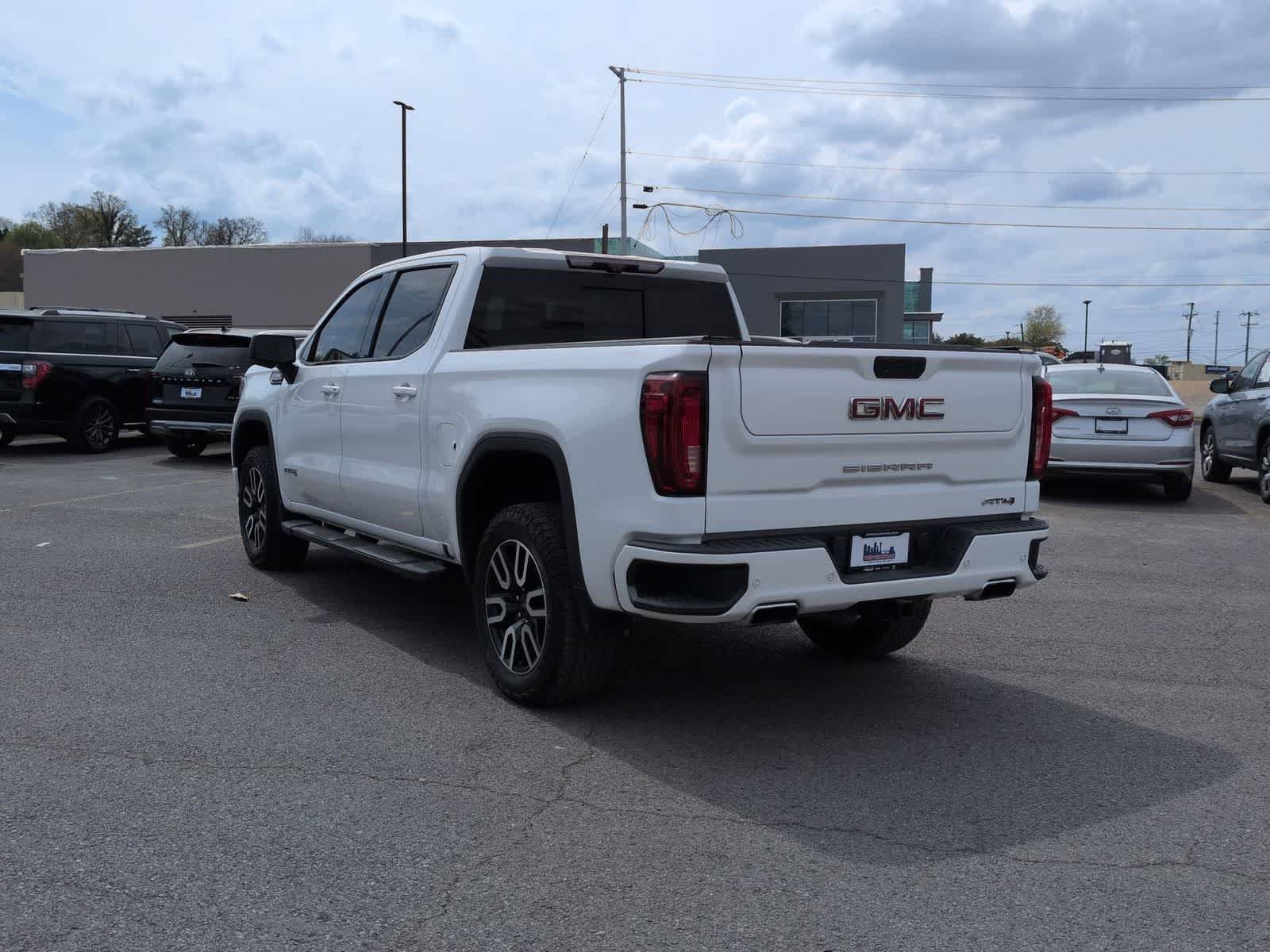 Used 2020 GMC Sierra 1500 AT4 w/ AT4 Premium Package image 6
