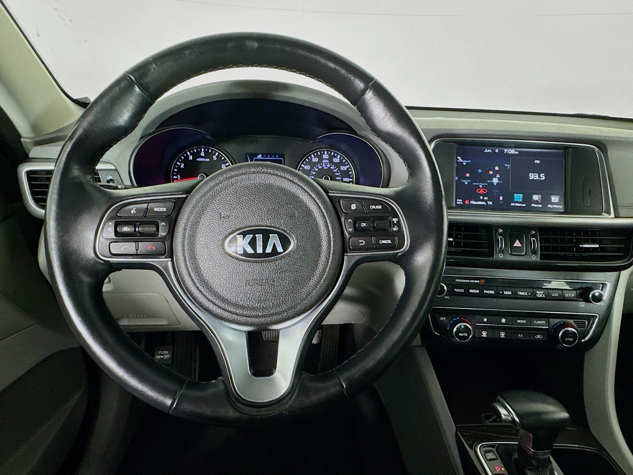Used 2016 Kia Optima EX w/ Premium Package FWD image 10