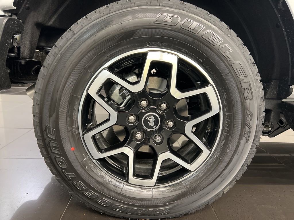 New 2026 Ford Bronco Outer Banks image 7