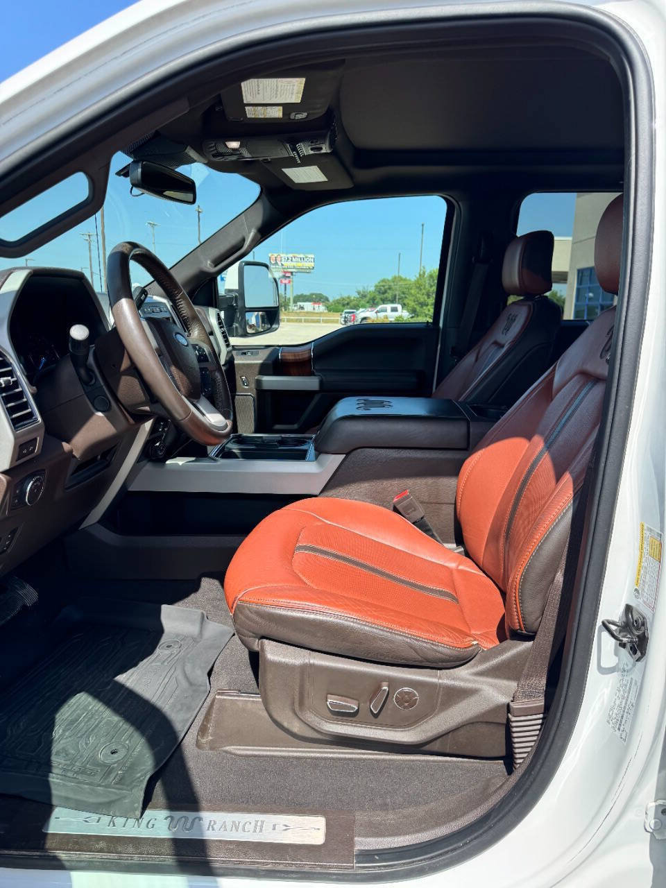 Used 2020 Ford F250 King Ranch w/ King Ranch Ultimate Package AWD/4WD image 6