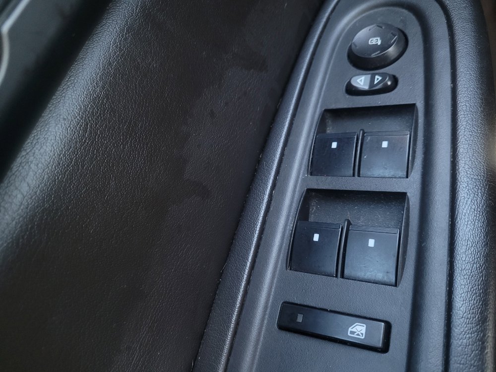 Used 2017 Chevrolet Traverse LT w/ Style and Technology Package FWD image 27