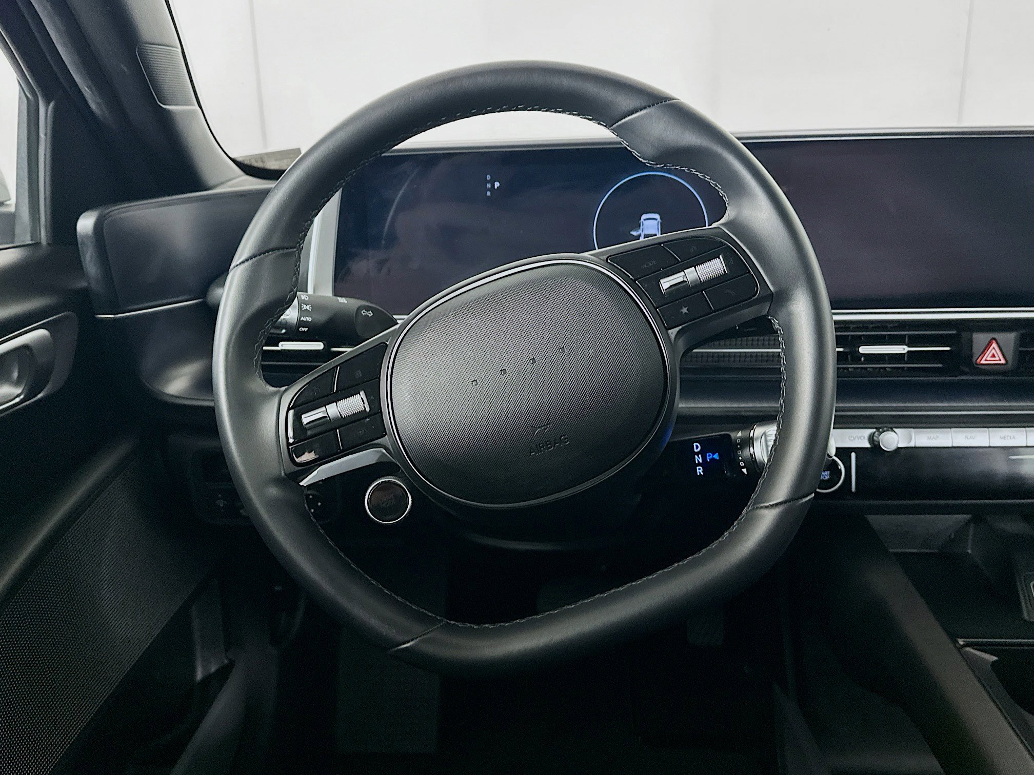 Used 2024 Hyundai Ioniq 6 SE image 16