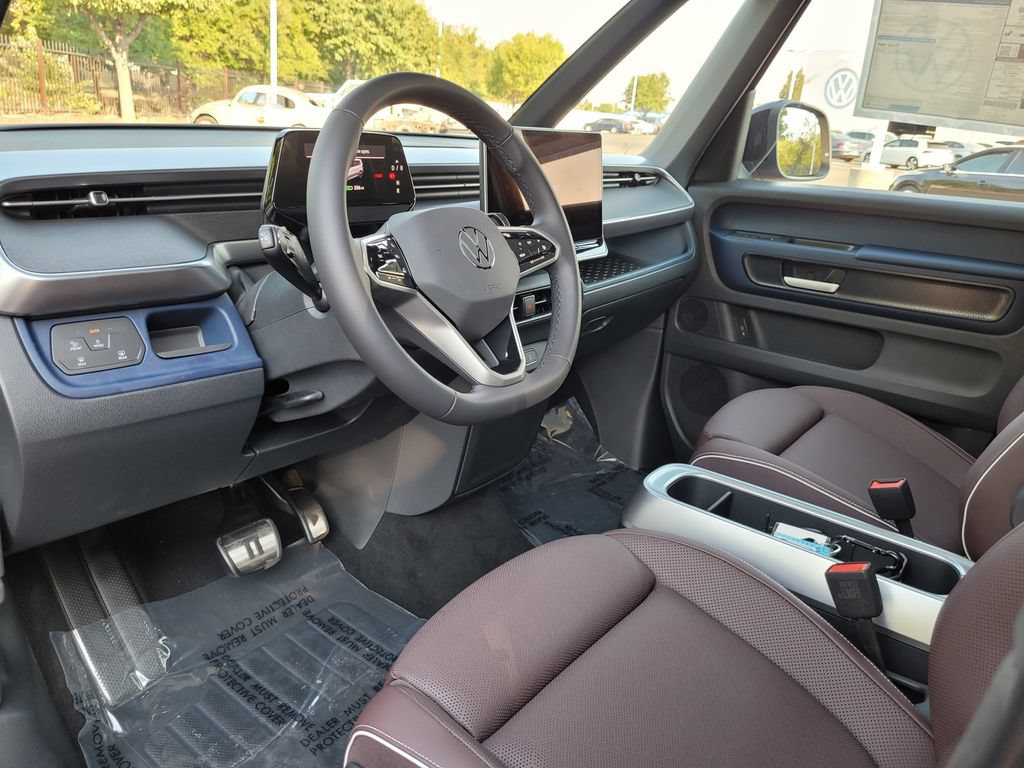 New 2025 Volkswagen ID. Buzz Pro S Plus RWD image 10