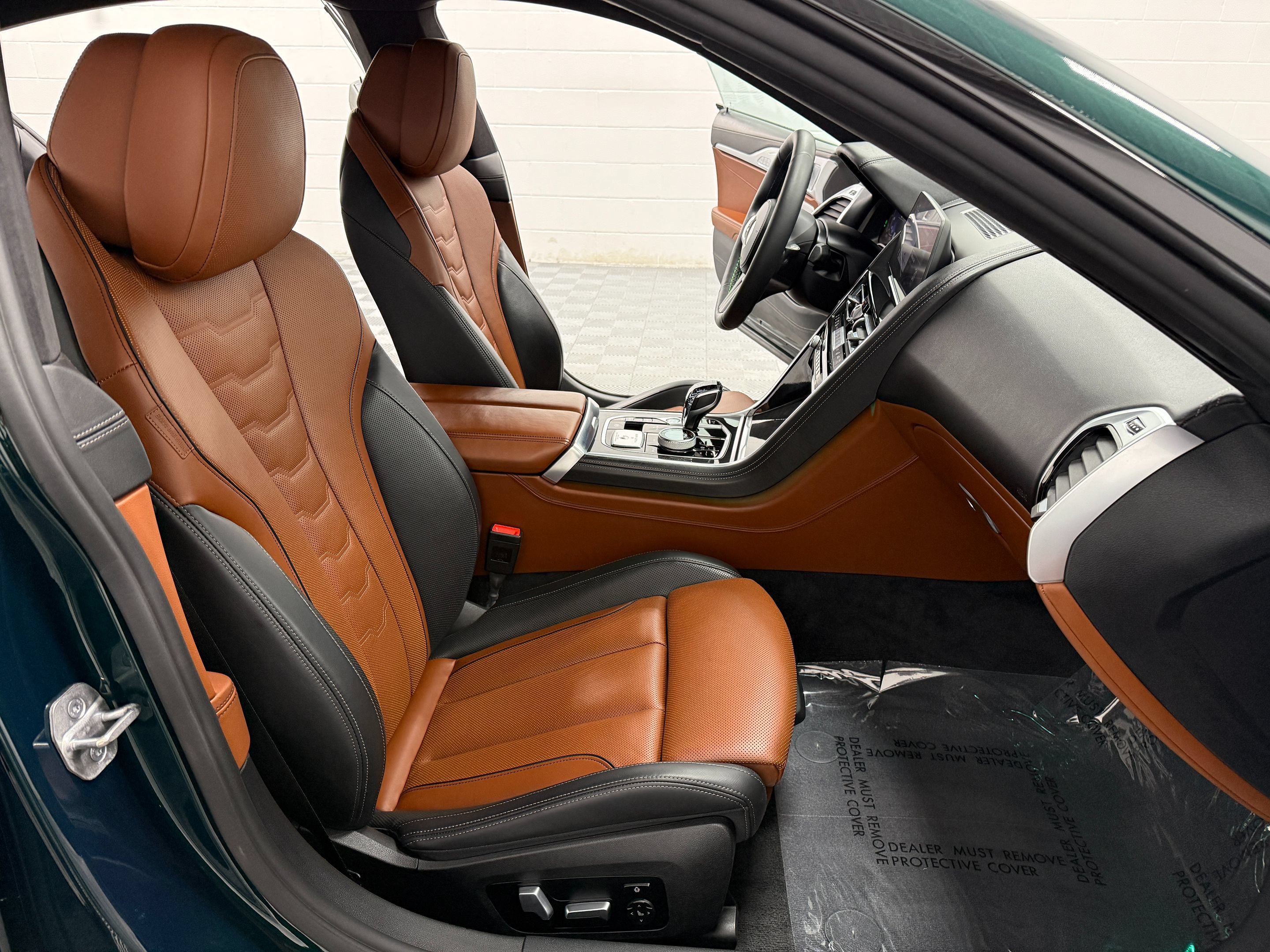 Used 2022 BMW ALPINA B8 xDrive Gran Coupe w/ Driving Assistance Package 2 AWD/4WD image 21