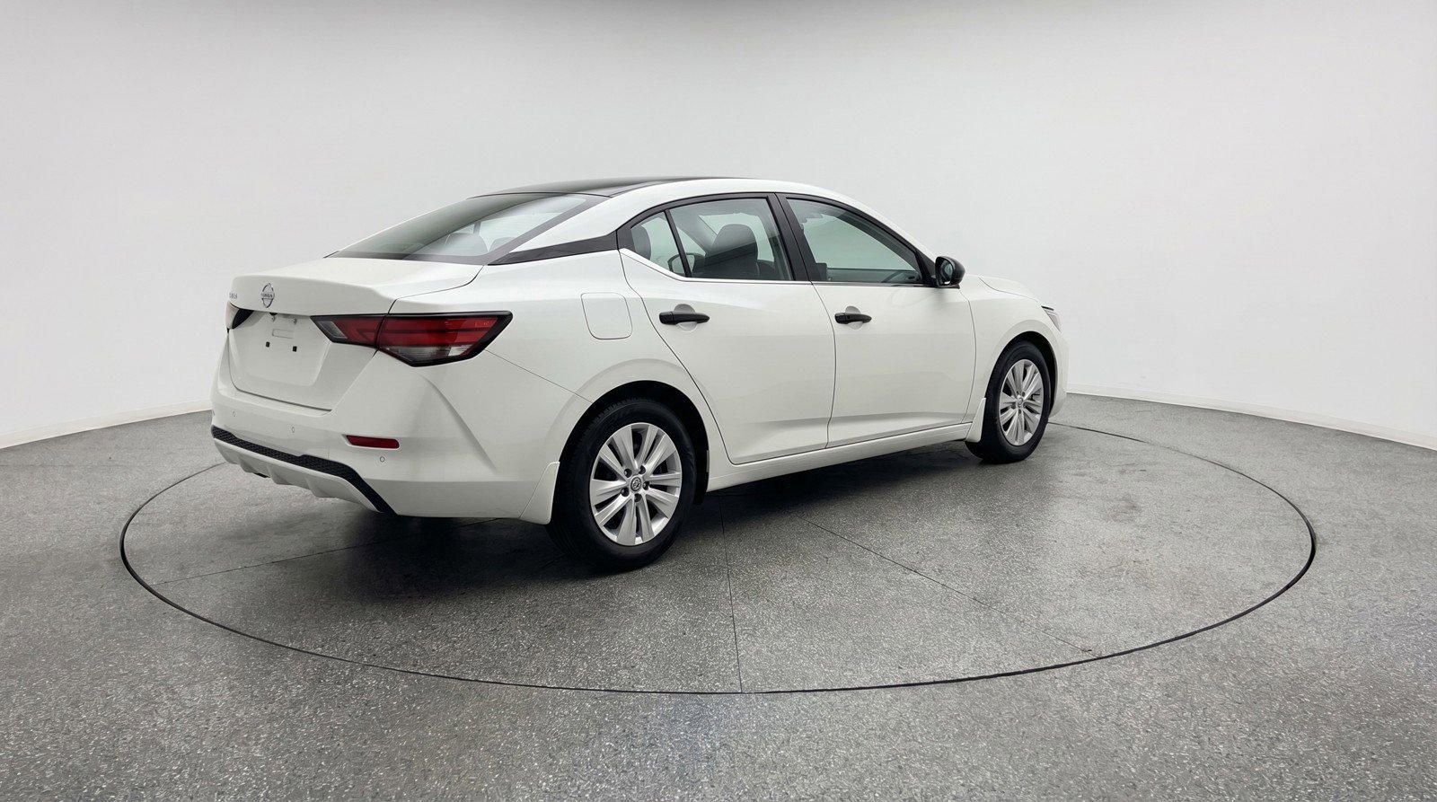 Used 2025 Nissan Sentra S FWD image 9