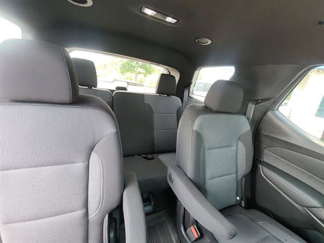 Used 2023 Chevrolet Traverse LT FWD image 13