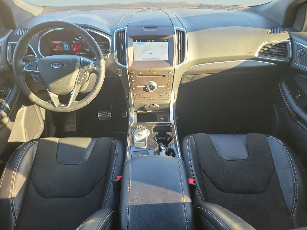 Used 2019 Ford Edge ST w/ Equipment Group 401A AWD/4WD image 16