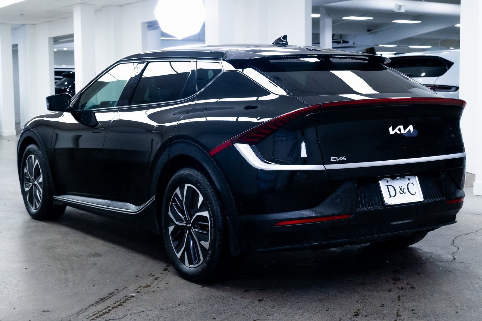 Used 2024 Kia EV6 Light image 4