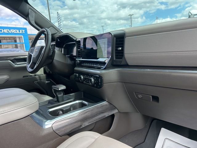 Used 2024 Chevrolet Silverado 1500 LTZ w/ LTZ Convenience Package II image 34