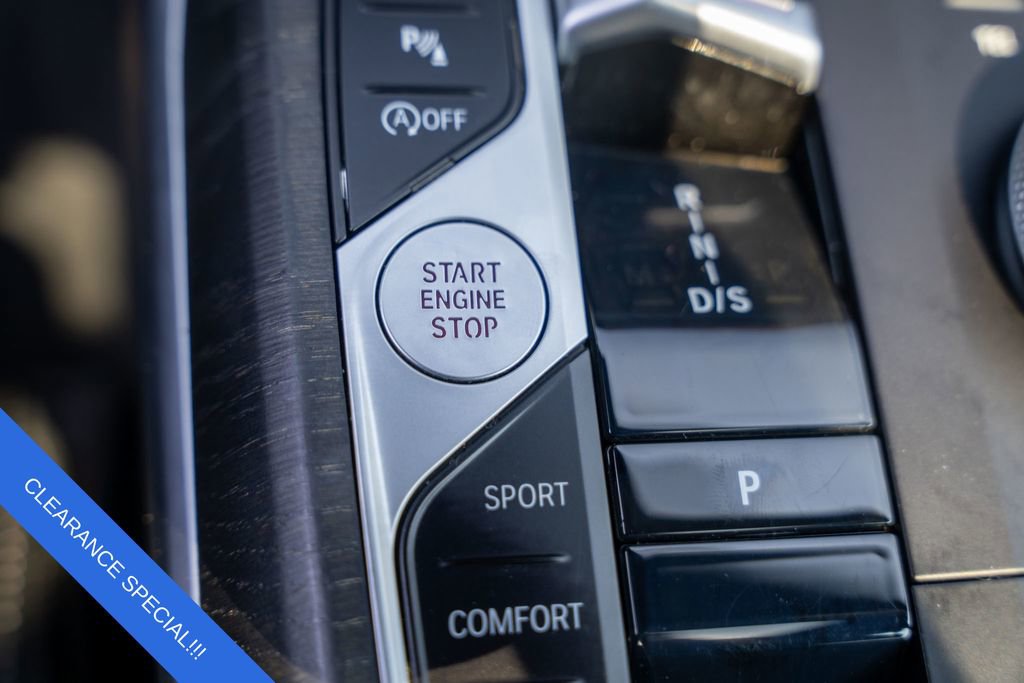 Used 2023 BMW 330i xDrive Sedan w/ Premium Package image 24