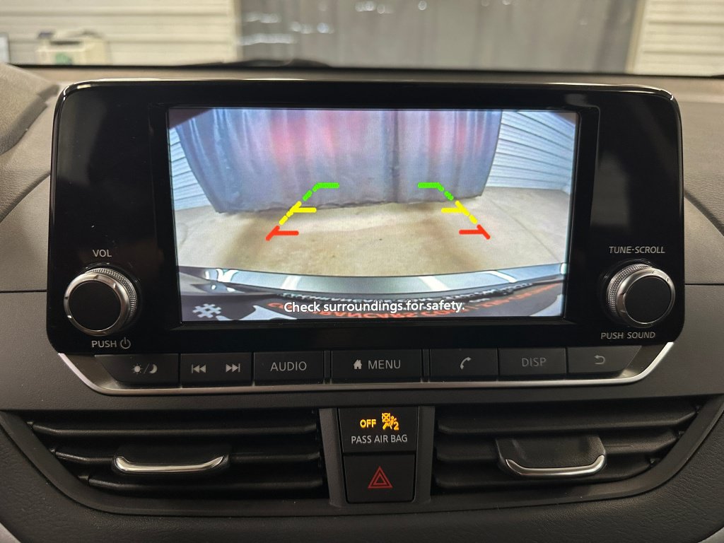 Used 2024 Nissan Altima 2.5 S FWD image 12