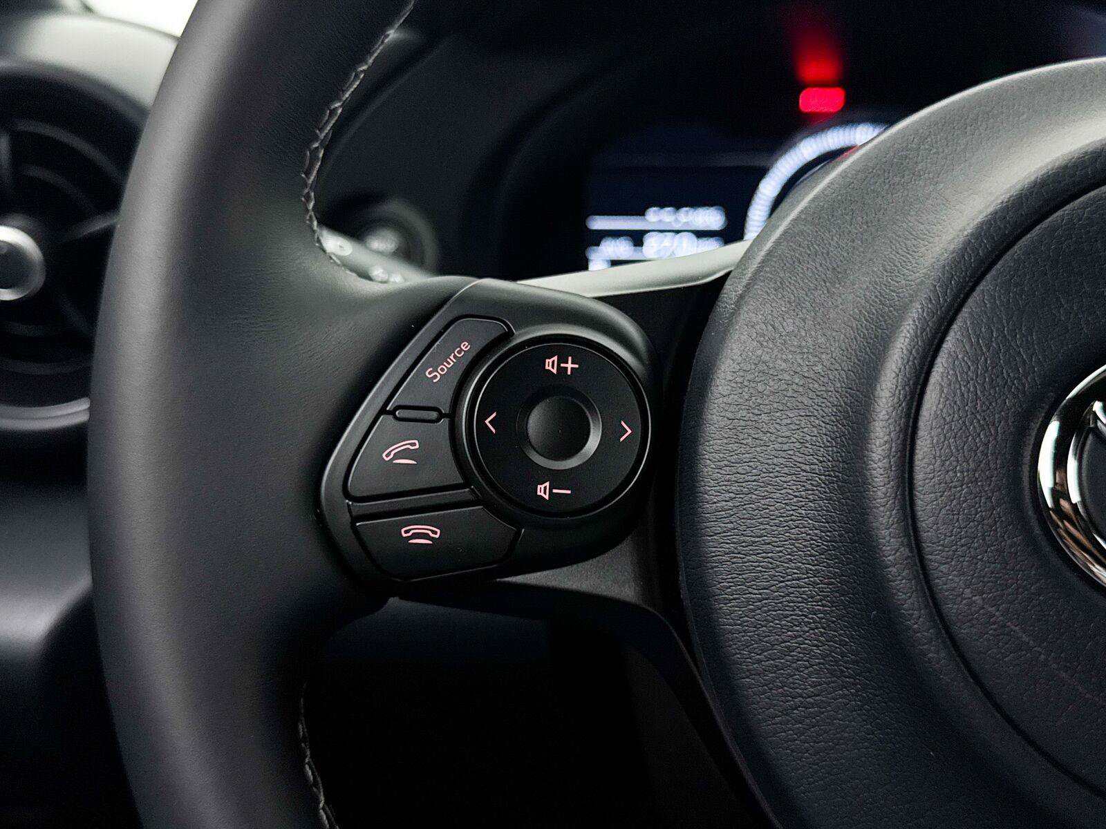 Used 2025 Toyota GR86 Premium RWD image 30