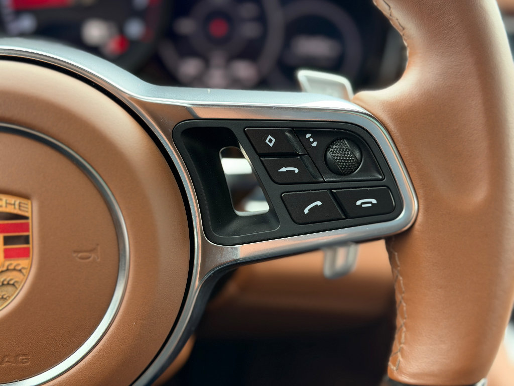 Used 2018 Porsche Panamera 4 image 10