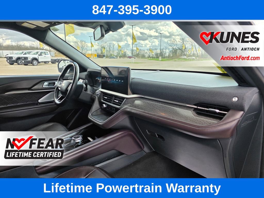 Used 2025 Ford Explorer Platinum w/ LUX Leather Package AWD/4WD image 32